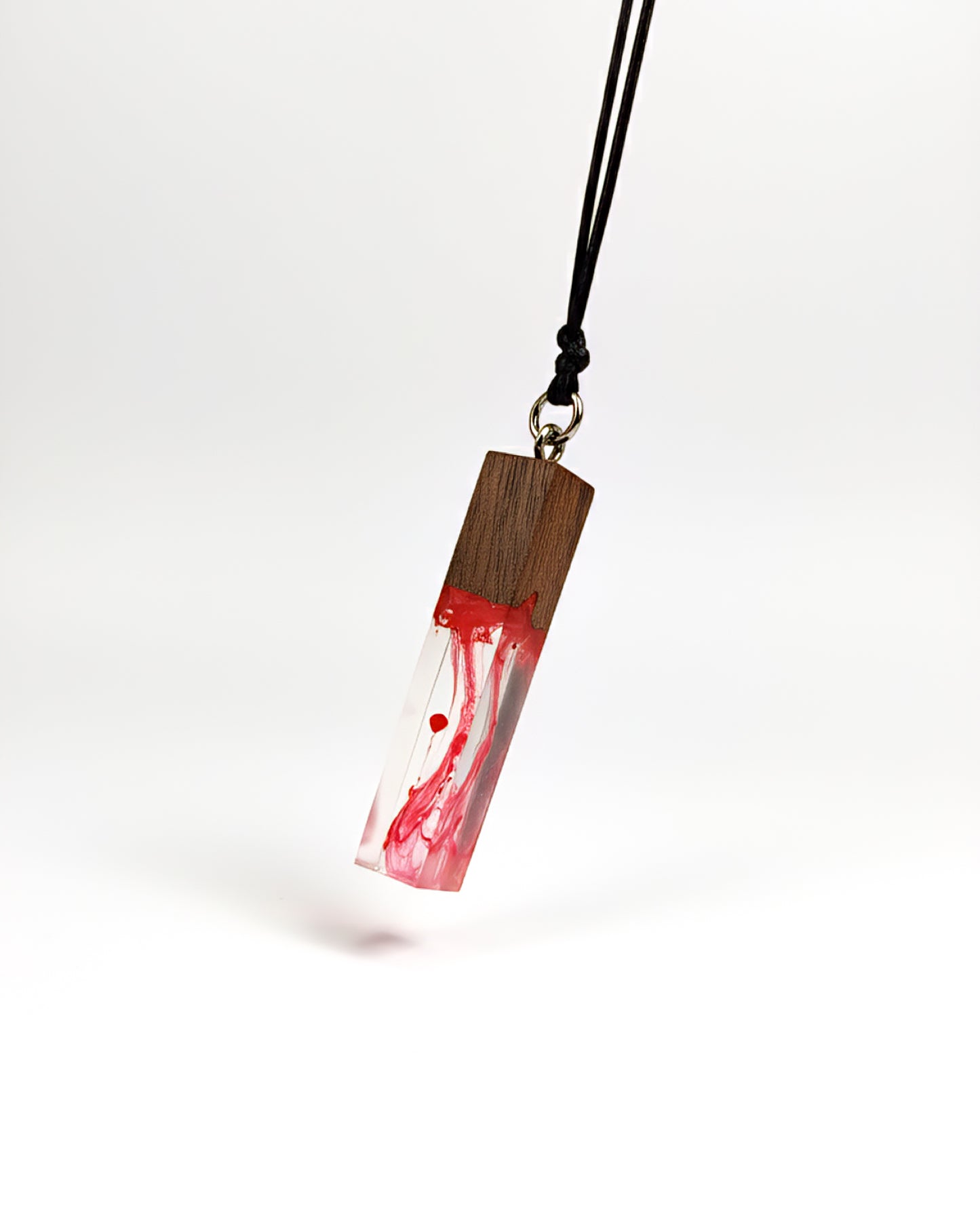 ME ART Walnut & Epoxy Necklace – Basic Design