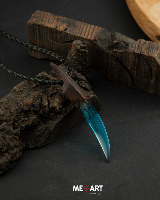 ME ART Beech Fang Necklace – Glow Epoxy